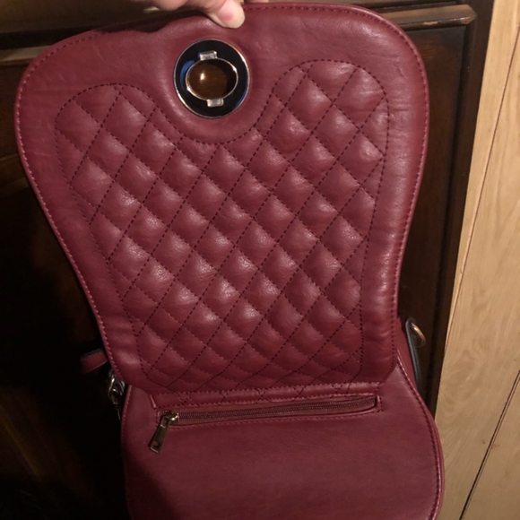 Purse - Picture 3 of 4